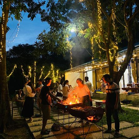 Chu Thien Homestay And Camping Hanói Exterior foto
